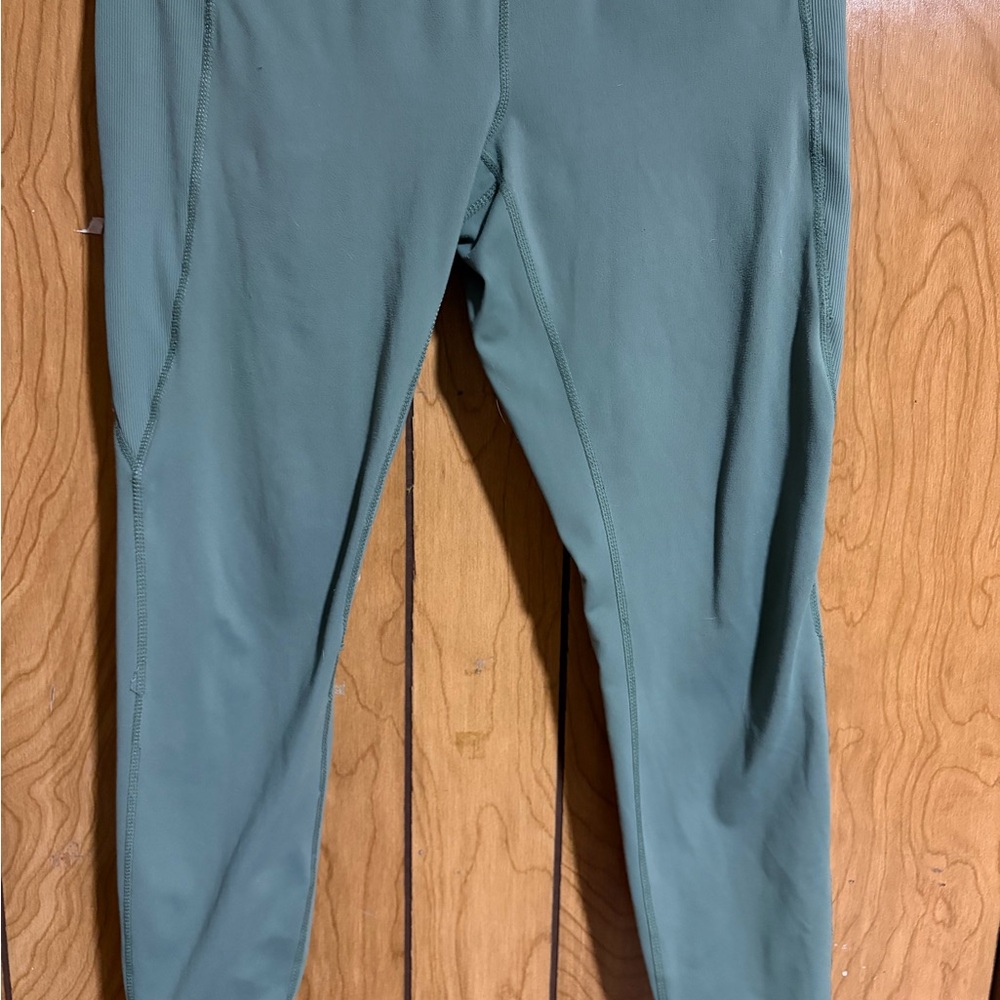 Reebok Women’s Olive Leggings